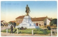 Békéscsaba, Kossuth tér 1916 - Medovarszky Pál tornácos parasztháza (iparosok háza), Kossuth szobor